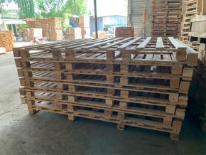 Wood pallet 24