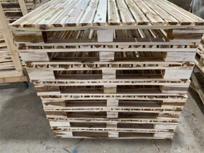 Pallet gỗ 13