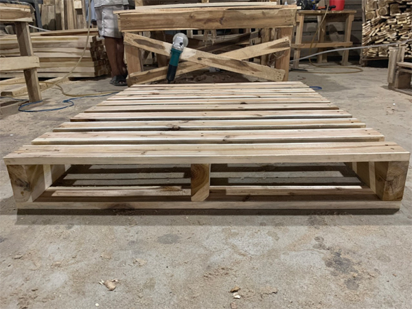 Wood pallet 14